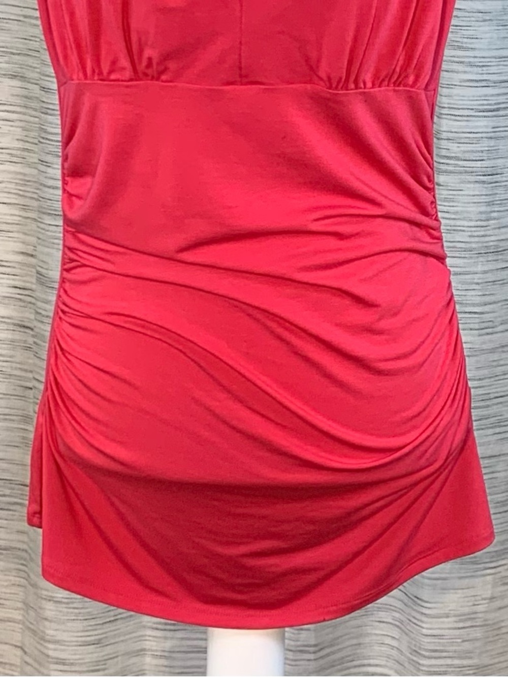 White House Black Market solid pinkish to reddish sleeveless top. - Picture 8 of 16